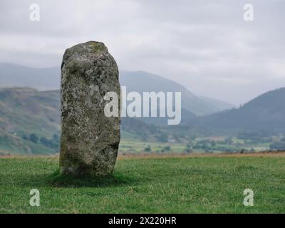 Castlerigg Standing Stone Circle sur une colline importante à l'est de Keswick, dans le parc national du Lake District, au nord-ouest de l'Angleterre. ROYAUME-UNI Banque D'Images