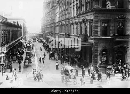 Foule de retour en été devant Grand Central 9/8/08 [New York], 1908. Banque D'Images