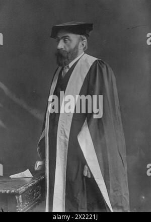 Dr WM. Bruce en tenue académique, 1910. Banque D'Images