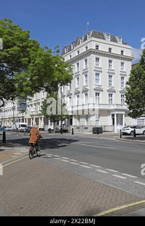 Élégantes maisons de style Régence sur Belgrave Road dans le quartier de Pimlico à Londres. Une zone riche entre Westminster et Chelsea. Banque D'Images