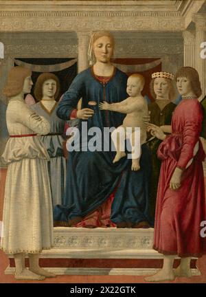 Vierge et enfant intronisé avec quatre anges, c1460-70. La Vierge Marie et Jésus sont assistés par des anges, dont les ailes sont partiellement visibles. L'ange en rouge dirige notre attention vers l'enfant qui cherche une fleur offerte par sa mère, une interaction qui peut symboliser l'amour divin ou faire allusion au destin de Jésus&#x2019;s. L'ange en blanc projette une ombre à travers la base du trône de Mary&#x2019;s, suggérant que le tableau à l'origine était accroché à la droite d'une fenêtre. Piero était un artiste influent et mathématicien particulièrement intéressé par la perspective et l'antiquité gréco-romaine. Banque D'Images