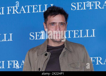 Rome, Italie. 19 avril 2024. Adriano Giannini lors de la Photocall du film SEI FRATELLI, 19 avril 2024 au Cinema Barberini, Rome, Italie crédit : Live Media Publishing Group/Alamy Live News Banque D'Images