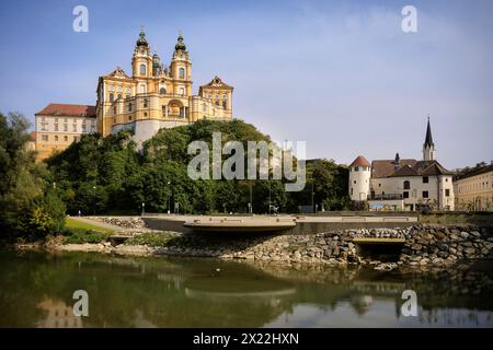 Vue sur le Danube à l'abbaye de Melk, patrimoine mondial de l'UNESCO "paysage culturel de Wachau", Melk, basse-Autriche, Autriche, Europe Banque D'Images