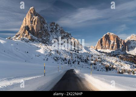 RA Gusela et Tofane de Passo di Giau, Vénétie, Italie Banque D'Images