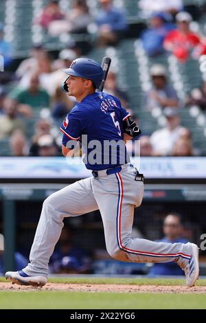 DETROIT, mi - 18 AVRIL : Corey Seager (5) battes des Texas Rangers lors d'un match MLB contre les Tigers de Detroit le 18 avril 2024 au Comerica Park à Detroit, Michigan. (Photo de Joe Robbins/image du sport) Banque D'Images