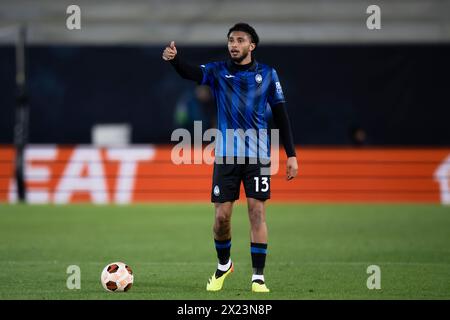 Bergame, Italie. 18 avril 2024. Ederson d'Atalanta BC fait des gestes lors du match de deuxième manche en quart de finale de l'UEFA Europa League entre Atalanta BC et Liverpool FC. Crédit : Nicolò Campo/Alamy Live News Banque D'Images