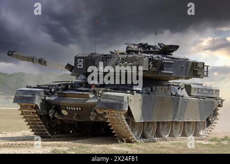 Char Chieftain de l'armée britannique moderne en manœuvres en Europe. Banque D'Images