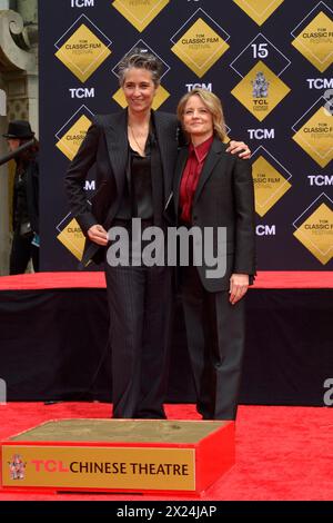 Alexandra Hedison mit Ehefrau Jodie Foster BEI Jodie encourage la cérémonie des mains et des empreintes au TCL Chinese Theatre Hollywood. Los Angeles, 19.04.2024 Banque D'Images