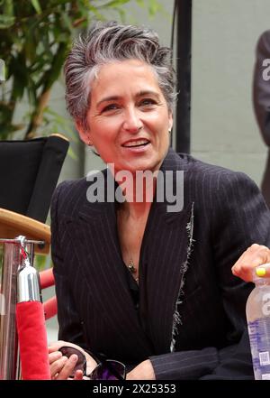 HOLLYWOOD, CA - 19 AVRIL : Alexandra Hedison à TCM organise une cérémonie d'empreinte et d'empreinte en l'honneur de Jodie Foster au TCL Chinese Theatre IMAX à Hollywood, Californie, le 19 avril 2024. Crédit : Faye Sadou/MediaPunch Banque D'Images