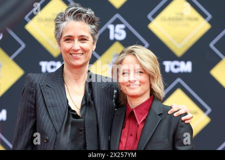 19 avril 2024, Los Angeles, Californie, États-Unis : LOS ANGELES, CA - 19 AVRIL 2024 : Alexandra Hedison, Jodie Foster lors d'une cérémonie honorant Jodie Foster avec des empreintes de mains et de pieds au Théâtre chinois IMAX de TCL. (Crédit image : © Nina Prommer/ZUMA Press Wire) USAGE ÉDITORIAL SEULEMENT! Non destiné à UN USAGE commercial ! Banque D'Images