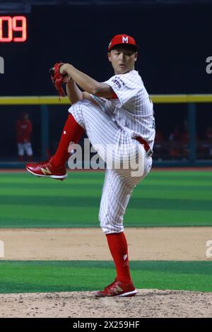 Mexico, Mexique. 19 avril 2024. Tomohiro Anraku #20 des Diablos Rojos lance le ballon lors du match 1 contre Bravos de León de la Ligue mexicaine de baseball (LMB) au stade Alfredo Harp Helú. Score final Diablos Rojos 12 Bravos de Leon 4. Le 19 avril 2024 à Mexico, Mexique. (Photo de Carlos Santiago/Eyepix Group/SIPA USA) crédit : SIPA USA/Alamy Live News Banque D'Images