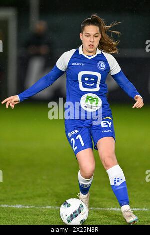 Gand, Belgique. 19 avril 2024. Elfi Maass (21 ans) de AA Gent photographié lors d'un match de football féminin entre AA Gent Ladies et RSC Anderlecht le 5ème jour de match dans le match 1 de la saison 2023 - 2024 de la Super League belge Lotto Womens, le vendredi 19 avril 2024 à Gent, BELGIQUE . Crédit : Sportpix/Alamy Live News Banque D'Images