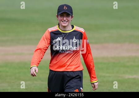 Birmingham, Royaume-Uni. 20 avril 2024. Marie Kelly de Blaze lors du Rachel Heyhoe Flint Trophy match entre Central Sparks et The Blaze à Edgbaston Cricket Ground, Birmingham, Angleterre le 20 avril 2024. Photo de Stuart Leggett. Utilisation éditoriale uniquement, licence requise pour une utilisation commerciale. Aucune utilisation dans les Paris, les jeux ou les publications d'un club/ligue/joueur. Crédit : UK Sports pics Ltd/Alamy Live News Banque D'Images