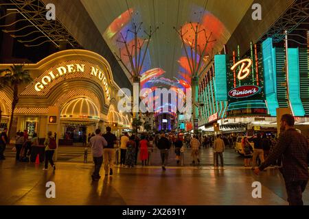 Las Vegas, Nevada. Fremont Street, Golden Nugget et Binion's Casinos. Banque D'Images