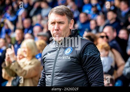 Stockport, Royaume-Uni. 20 avril 2024. L'entraîneur de Stockport County, Dave Challinor, lors du match de Sky Bet League 2 entre Stockport County et Accrington Stanley au Edgeley Park Stadium, Stockport le samedi 20 avril 2024. (Photo : Mike Morese | mi News) crédit : MI News & Sport /Alamy Live News Banque D'Images
