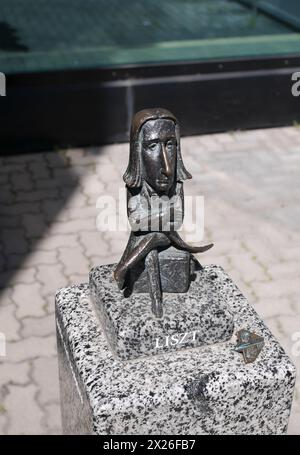 Liszt Ferenc, Franz Liszt, une mini statue en bronze du sculpteur ukrainien hongrois Mihaly Kolodko, aéroport international de Budapest Ferenc Liszt, Hongrie Banque D'Images