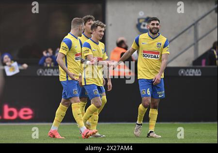 Westerlo, Belgique. 20 avril 2024. Griffin Yow de Westerlo célèbre après avoir marqué lors d'un match de football entre le KVC Westerlo et le Standard de Liège, samedi 20 avril 2024 à Westerlo, le 4e jour (sur 10) des Play-offs européens de la première division 'Jupiler Pro League' 2023-2024 du championnat belge. BELGA PHOTO JOHN THYS crédit : Belga News Agency/Alamy Live News Banque D'Images