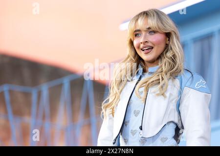 Indio, États-Unis. 19 avril 2024. Sabrina Carpenter pendant le Festival de musique Stagecoach à l'Empire Polo Club le 19 avril 2023, à Indio, Californie (photo de Daniel DeSlover/Sipa USA) crédit : Sipa USA/Alamy Live News Banque D'Images