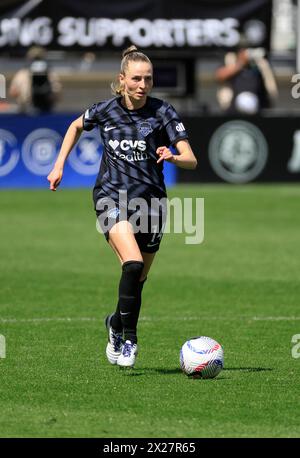 Washington DC, États-Unis. 20 avril 2024. Washington Spirit Defender (14) Gabrielle Carle lors d'un match de football NWSL entre les Washington Spirit et le NJ/NY Gotham FC à Audi Field à Washington DC. Justin Cooper/CSM/Alamy Live News Banque D'Images