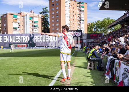 Madrid, Espagne. 20 avril 2024. MADRID, ESPAGNE - 20 AVRIL : Pep Chavarria du Rayo Vallecano vu lors du match de football de la Liga EA Sports 2023/24 entre le Rayo Vallecano vs CA Osasuna à l'Estadio Vallecas le 20 avril 2024 à Madrid, Espagne. Crédit : Agence photo indépendante/Alamy Live News Banque D'Images