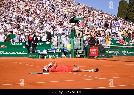 Paris, France. 14 avril 2024. Stefanos Tsitsipas lors de la finale Rolex Monte-Carlo ATP Masters 1000 tennis le 14 avril 2024 au Monte Carlo Country Club de Roquebrune Cap Martin près de Monaco. Crédit : Victor Joly/Alamy Live News Banque D'Images