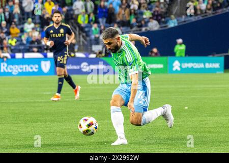 Seattle, Washington, États-Unis. 20 avril 2024. Le joueur des Seattle Sounders ALEX ROLDAN #!16 prend la balle dans le fiekd, dans la 1ère moitié du match Seattle Sounders vs Vancouver Whitecaps, où les sirènes perdent à domicile 0-2. (Crédit image : © Melissa Levin/ZUMA Press Wire) USAGE ÉDITORIAL SEULEMENT! Non destiné à UN USAGE commercial ! Crédit : ZUMA Press, Inc/Alamy Live News Banque D'Images