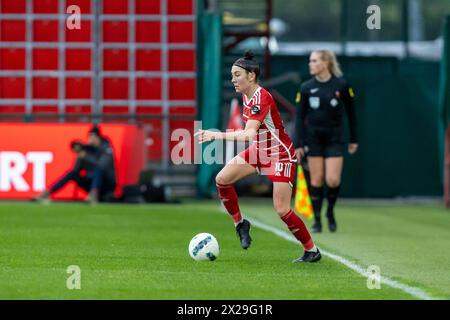 Liège, Belgique. 20 avril 2024. Noemie Gelders (10 ans) de Standard photographiée lors d'un match de football féminin entre Standard Femina de Liège et OHL le 5ème jour de match dans les play offs de la saison 2023 - 2024 dans la Super League belge Lotto Womens, le samedi 20 avril 2024 à Liège, BELGIQUE . Crédit : Sportpix/Alamy Live News Banque D'Images