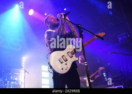 Kris Barras Band jouant à l'Islington Assembly Hall LONDRES, ANGLETERRE - 20 AVRIL : Kris Barras du Kris barres Band jouant à l'Islington Assembly Hall le 20 avril 2024 à Londres, Angleterre. CAP/Mar Mar/ Grande-Bretagne UK Copyright : xMartinxHarris/CapitalxPicturesx Banque D'Images