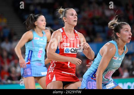 21 avril 2024 ; Ken Rosewall Arena, Sydney, NSW, Australie : Suncorp Super Netball, New South Wales Swifts contre Melbourne Mavericks ; Paige Hadley des NSW Swifts Banque D'Images