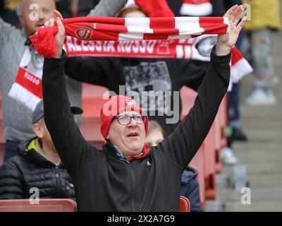 Londres, Royaume-Uni. 21 avril 2024. Londres, Angleterre, 21 avril 2024 : soutien d'Arsenal lors du match de Super League Barclays Womens entre Arsenal et Leicester City à l'Emirates Stadium de Londres. (Jay Patel/SPP) crédit : photo de presse sportive SPP. /Alamy Live News Banque D'Images