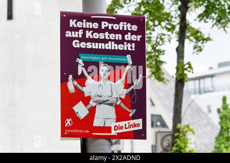 2024-04-21, Berlin, Europawahl, vom 6. bis 9. Juni 2024 wählen die Bürgerinnen und Bürger der Europäischen Union eu zum zehnten mal das Europäische Parlament. Dans Deutschland wird am Sonntag, 9. Juni 2024 gewählt.Ein Plakat der Partei Die Linke *** 2024 04 21,Berlin,élections européennes,du 6 au 9 juin 2024, les citoyens de l'Union européenne éliront le Parlement européen pour la dixième fois en Allemagne, les élections auront lieu le dimanche 9 juin, 2024 Une affiche du parti Die Linke Banque D'Images