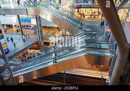 Hauptbahnhof, gare centrale de Berlin, Berlin, Allemagne Banque D'Images