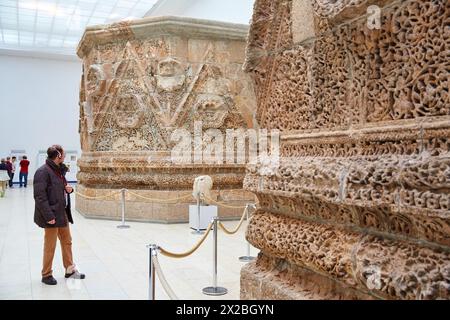 Palais de Mshatta, l'un des châteaux du désert de Jordanie, Musée de Pergame, Berlin, Allemagne. Banque D'Images