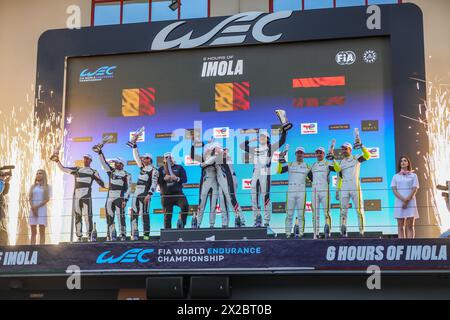 Imola, Italie, 21 avril 2024, LMGT3 podium #31 Team WRT (Bel) BMW M4 GT3 (LMGT3) Augusto Farfus (BRA) / Sean Gelael (IDN) / Darren Leung (GbR) - #46 Team WRT (Bel) BMW M4 GT3 (LMGT3) Valentino Rossi (Ita) / Ahmad Al Harthy (OMN) / Maxime Martin (Bel) - #92 Manthey Purerxcing (LTU) Porsche GT3 (LT3 911) Aliaksandr Malykhin (Kna) / Joel Sturm (Deu) / Klaus Bachler (aut) pendant les 6 heures d'Imola, deuxième course du Championnat du monde d'Endurance FIA 2024 (FIA WEC) à l'Autodromo Internazionale Enzo e Dino Ferrari du 18 au 21 avril 2024 à Imola, Italie - photo Bruno Vandevelde/MPS Agence CRE Banque D'Images