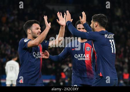 Paris, France. 21 avril 2024. Julien Mattia/le Pictorium - Paris Saint Germain (PSG) vs OL au Parc des Princes - 21/04/2024 - France/Ile-de-France (région)/Paris - but de Goncalo Ramos lors du 30e Journee de ligue 1 UberEats entre le PSG et l'Olympique Lyonnais au Parc des Princes, 21 avril 2024 crédit : LE PICTORIUM/Alamy Live News Banque D'Images