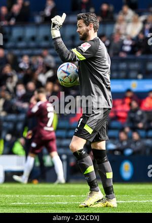 Glasgow, Royaume-Uni. 21 avril 2024. Craig Gordon de Hearts lors de la demi-finale de la Coupe d'Écosse à Hampden Park, Glasgow. Le crédit photo devrait se lire : Neil Hanna/Sportimage crédit : Sportimage Ltd/Alamy Live News Banque D'Images