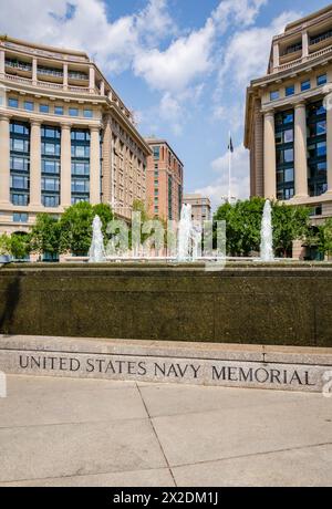 L'US Navy Memorial Plaza, Park à Washington D.C. honorant ceux qui ont servi ou servent actuellement dans la Marine, le corps des Marines, la Garde côtière, an Banque D'Images
