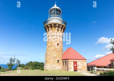 Le phare de Barrenjoey du XIXe siècle sur le promontoire de Barrenjoey, Palm Beach, Sydney, reste un phare opérationnel, Nouvelle-Galles du Sud, Australie Banque D'Images