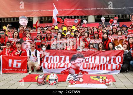 Shanghai, Chine. 21 avril 2024. Fans, Grand Prix de F1 de Chine au circuit international de Shanghai le 21 avril 2024 à Shanghai, Chine. (Photo de HOCH Zwei) crédit : dpa/Alamy Live News Banque D'Images