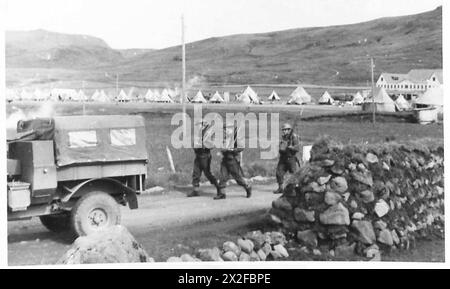 TROUPES BRITANNIQUES ET CANADIENNES EN ISLANDE - une autre vue du camp British Army Banque D'Images