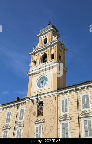 Tour de l'horloge à Parme Banque D'Images