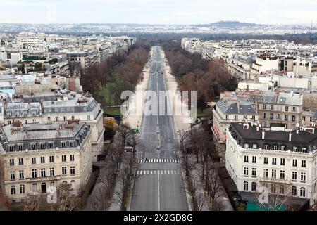 Vue de l'Arc de Triomphe sur le bois de Boulogne à Paris, France Banque D'Images