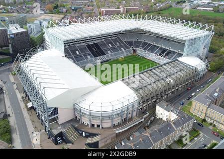 Une vue aérienne du terrain de St James' Park de Newcastle United à Newcastle upon Tyne, Northumberland, Angleterre le dimanche 21 avril 2024 (photo : Michael Driver | mi News) Banque D'Images