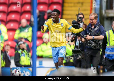 Blackburn, Royaume-Uni. 21 avril 2024. L'attaquant de Sheffield mercredi Anthony Musaba (45 ans) célèbre le but de son équipe lors du match Blackburn Rovers contre Sheffield Wednesday SkyBet EFL Championship à Ewood Park, Blackburn, Royaume-Uni le 21 avril 2024 Credit : Every second Media/Alamy Live News Banque D'Images