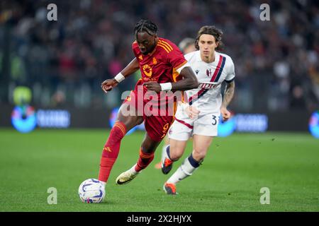 Rome, Italie. 22 avril 2024. Tammy Abraham de L'AS Roma lors du match de Serie A TIM entre L'AS Roma et le Bologna FC au Stadio Olimpico le 22 avril 2024 à Rome, Italie. Crédit : Giuseppe Maffia/Alamy Live News Banque D'Images