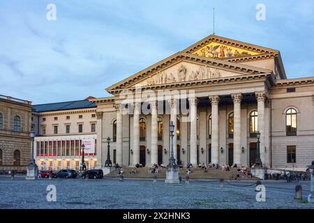 Théâtre national sur Max-Joseph-Platz München, Munich Oberbayern, haute Bavière Bayern, Bavière Allemagne Banque D'Images