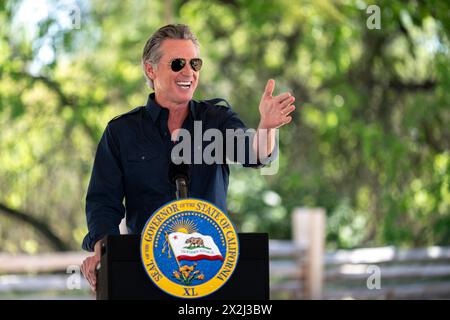 CA, États-Unis. 22 avril 2024. Le gouverneur de Californie, Gavin Newsom, prend la parole lors de la cérémonie de dédicace du nouveau parc d'État dos Rios dans la vallée centrale, le lundi 22 avril 2024. (Crédit image : © Paul Kitagaki Jr./ZUMA Press Wire) USAGE ÉDITORIAL SEULEMENT! Non destiné à UN USAGE commercial ! Banque D'Images