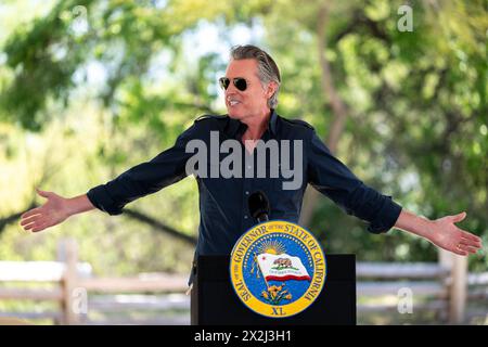 CA, États-Unis. 22 avril 2024. Le gouverneur de Californie, Gavin Newsom, prend la parole lors de la cérémonie de dédicace du nouveau parc d'État dos Rios dans la vallée centrale, le lundi 22 avril 2024. (Crédit image : © Paul Kitagaki Jr./ZUMA Press Wire) USAGE ÉDITORIAL SEULEMENT! Non destiné à UN USAGE commercial ! Banque D'Images