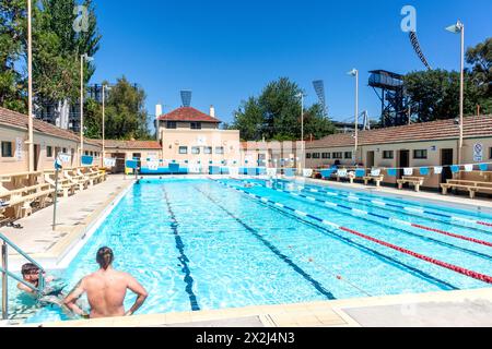 Piscine Art Déco Manuka, croissant de Nouvelle-Galles du Sud, Manuka, Canberra, territoire de la capitale australienne, Australie Banque D'Images