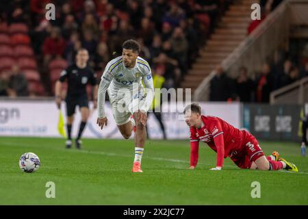 Riverside Stadium, Middlesbrough le lundi 22 avril 2024. Georginio Rutter de Leeds United avance avec le ballon lors du Sky Bet Championship match entre Middlesbrough et Leeds United au Riverside Stadium, Middlesbrough le lundi 22 avril 2024. (Photo : Trevor Wilkinson | mi News) crédit : MI News & Sport /Alamy Live News Banque D'Images